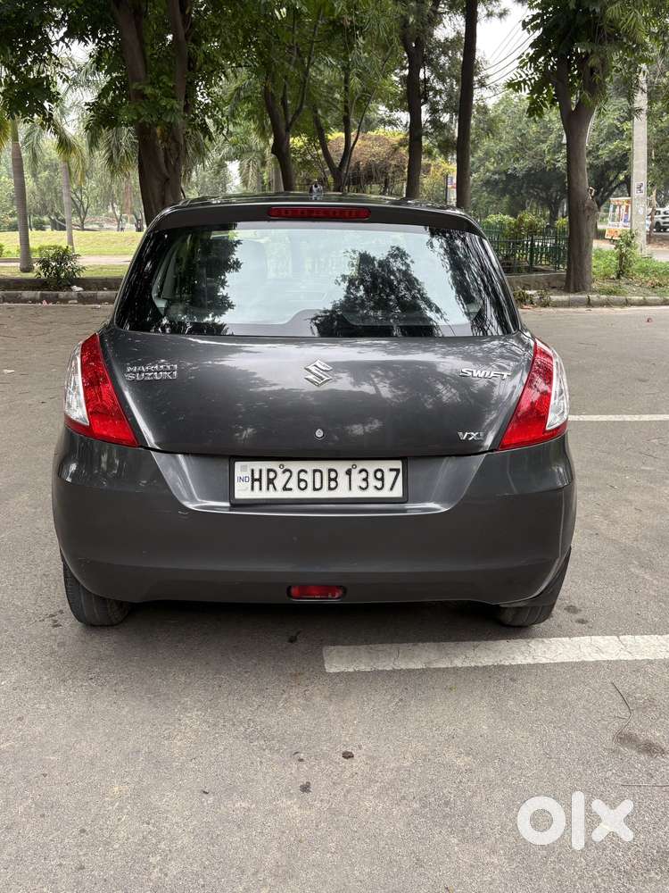 Maruti Suzuki Swift Vxi + Manual, 2016, Petrol