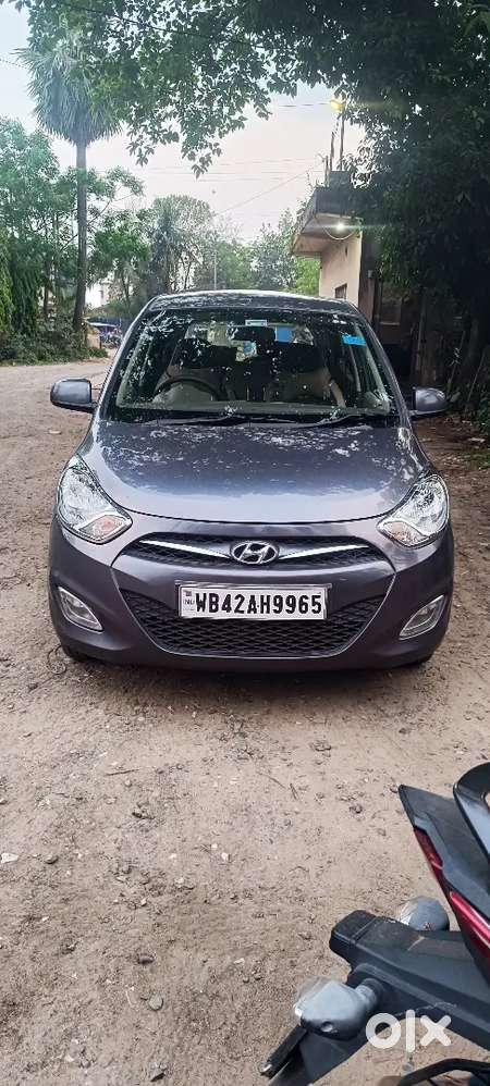 Hyundai I10 2016 Petrol 14000 Km Driven