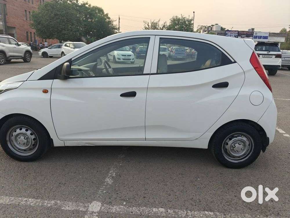 Hyundai Eon Era +, 2017, Petrol
