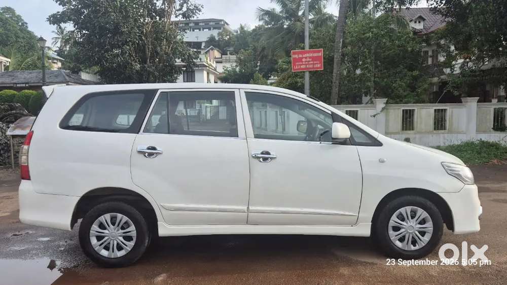 Toyota Innova 2.5 Diesel 2014