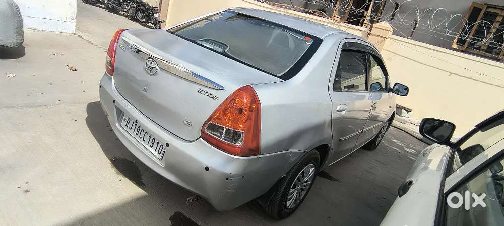 Toyota Etios 2011 Cng & Hybrids 141000 Km Driven