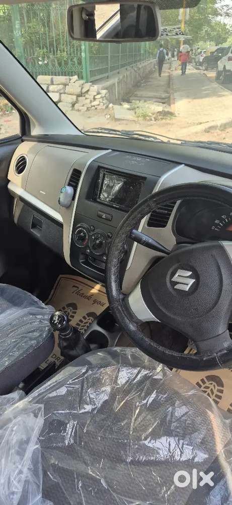 Company Fitted Cng..both Keys..papers Complete..transfer Must
