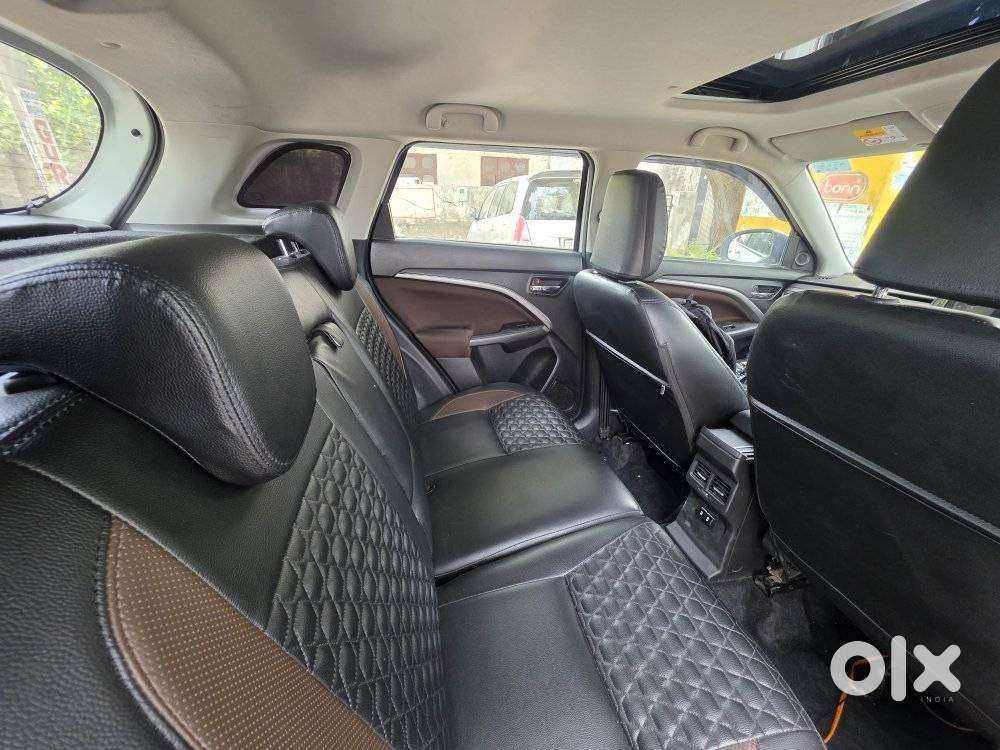 Maruti Suzuki Brezza 1.5 Zxi Smart Hybrid, 2023, Petrol