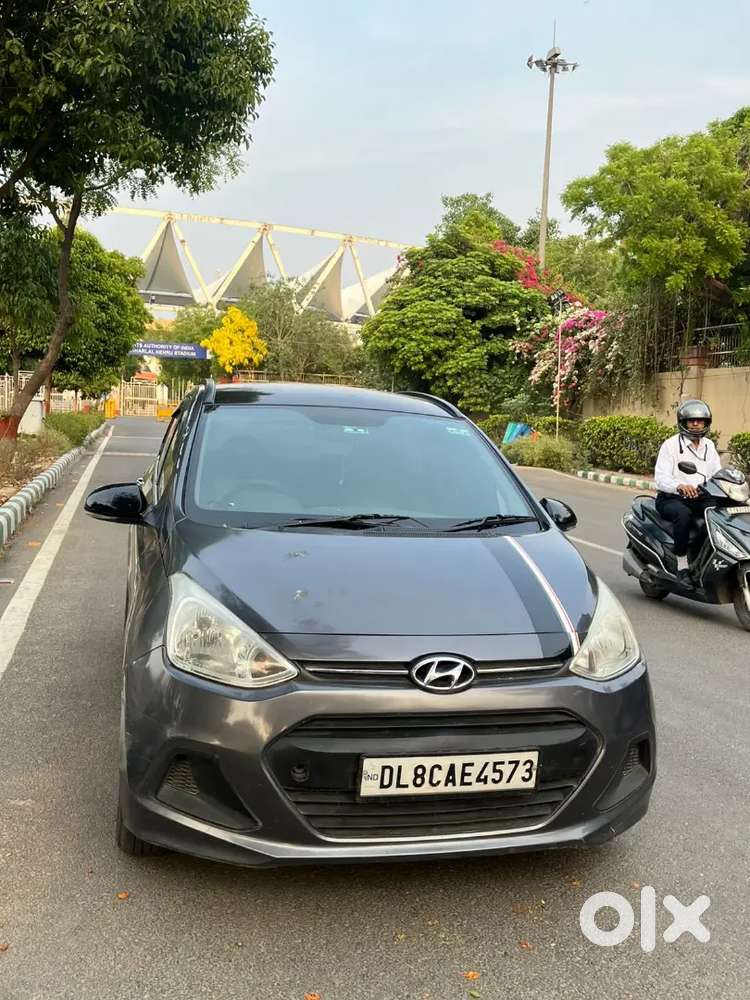 2014
2nd Owner 
Grand I10 Sportz 1.2
Pure Petrol 
59000 Km