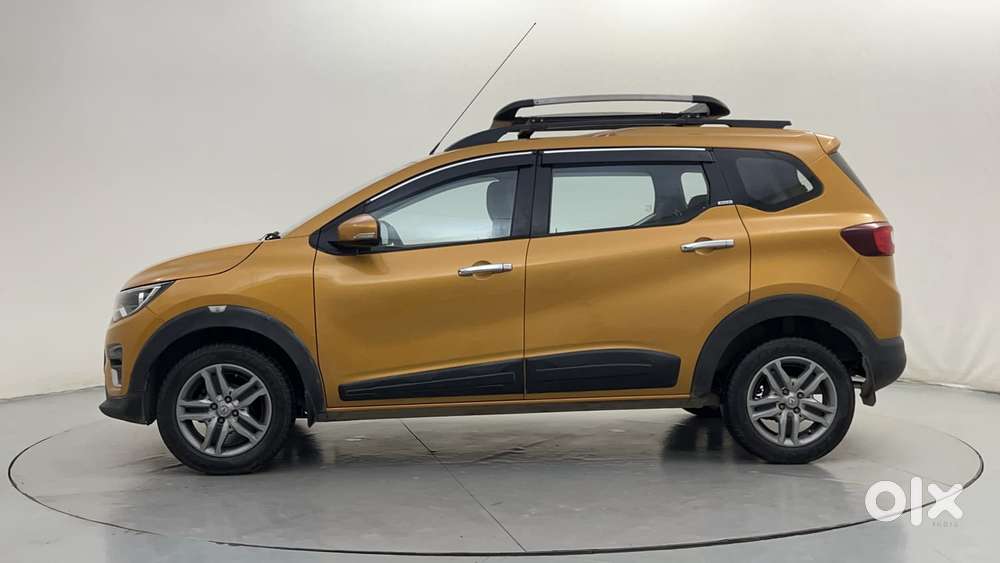 Renault Triber Rxz, 2020, Petrol