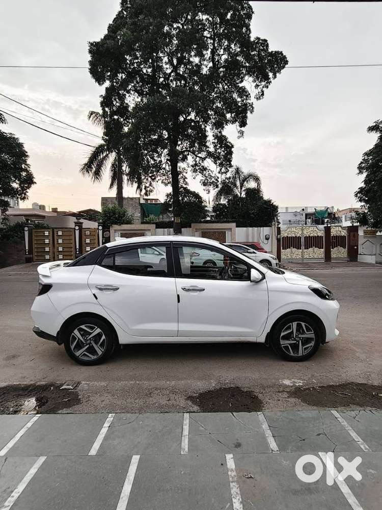 Hyundai Aura 1.2 Sx Cng, 2025, Cng & Hybrids