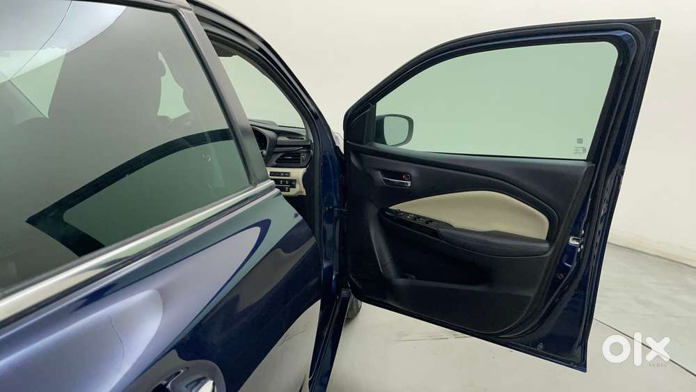 Toyota Glanza 1.2 V Amt, 2024, Petrol