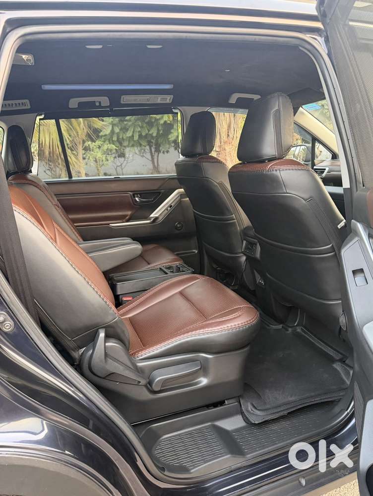 Toyota Innova Hycross 2.0 Vx Hybrid 7 Str, 2023, Petrol