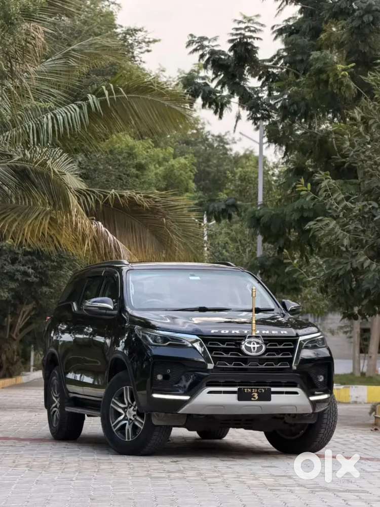 Toyota Fortuner Diesel 2021 Variant