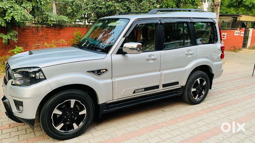 Mahindra Scorpio Classic 2.2 S 11 Mt 7 Str, 2023, Diesel