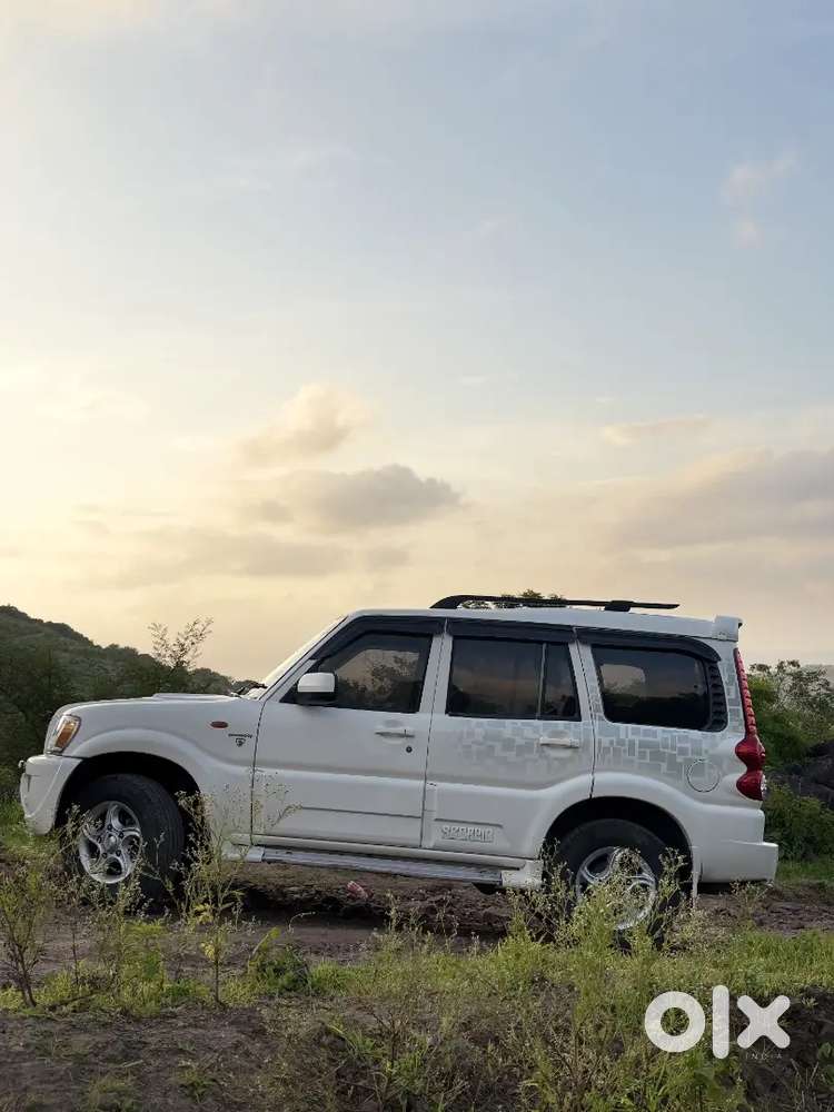 Mahindra Scorpio Classic 2010 Diesel Manual
