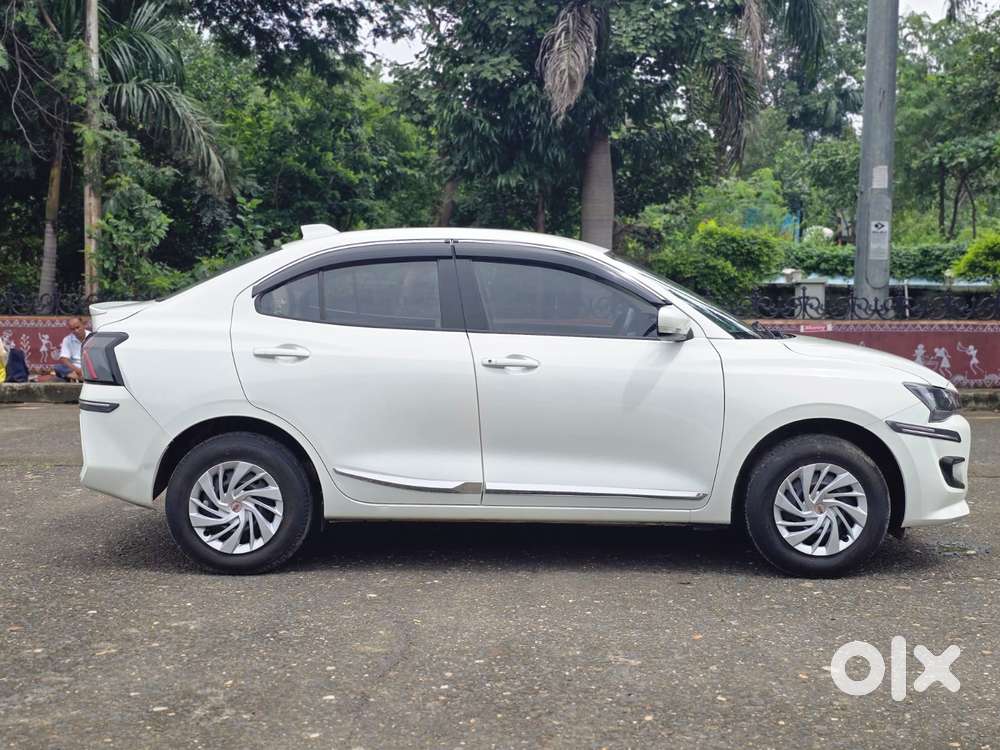 Maruti Suzuki Dzire Vxi Ags, 2024, Diesel