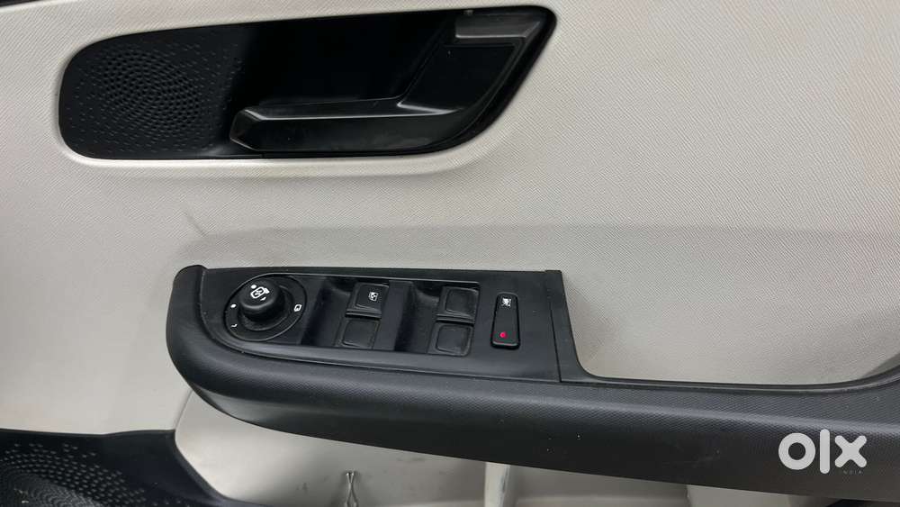 Tata Altroz 1.2 Xt, 2021, Petrol