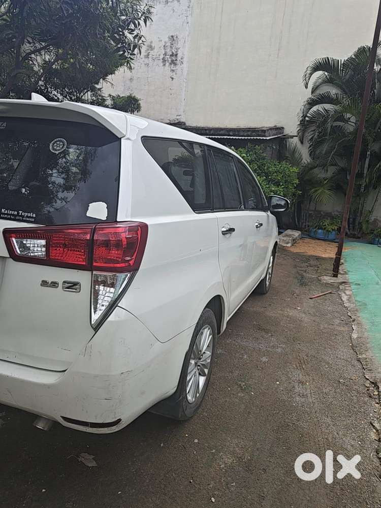 Toyota Innova Crysta 2.8 Zx At 7 Seater, 2017, Diesel