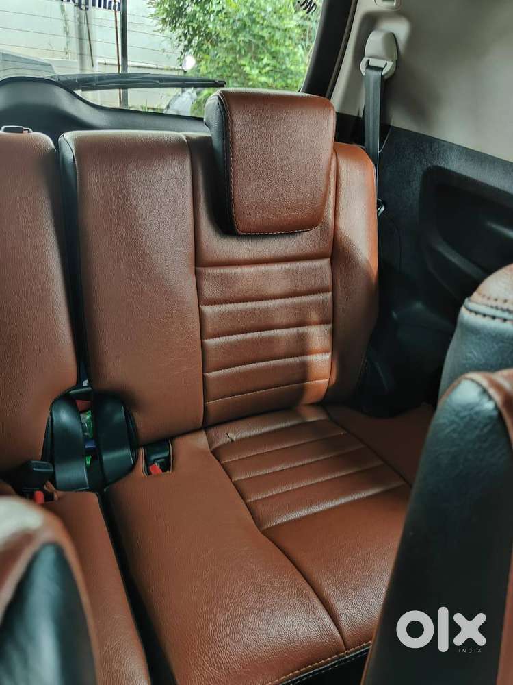 Toyota Innova Crysta (2017)