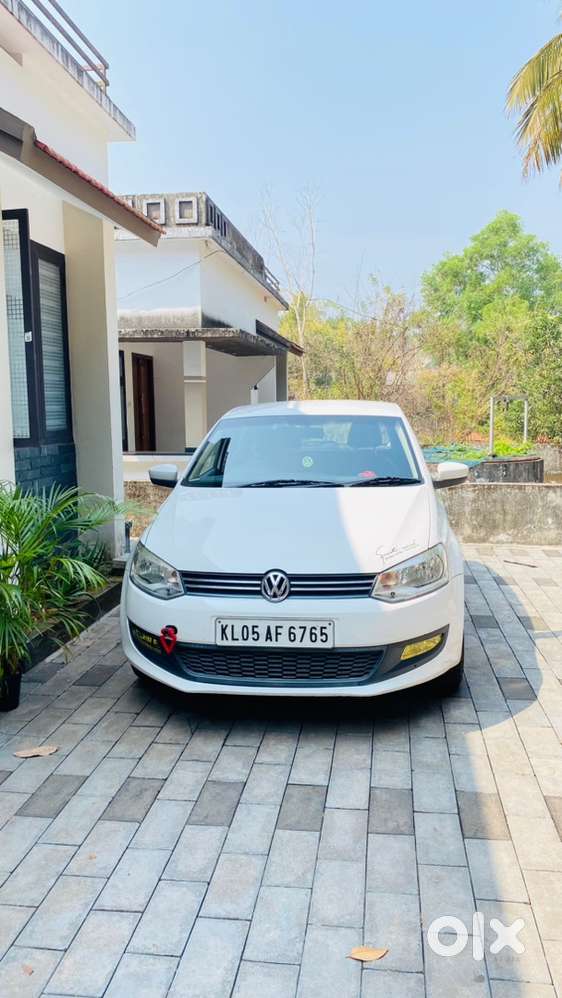 Volkswagen Polo Petrol Manual 2012 Model
