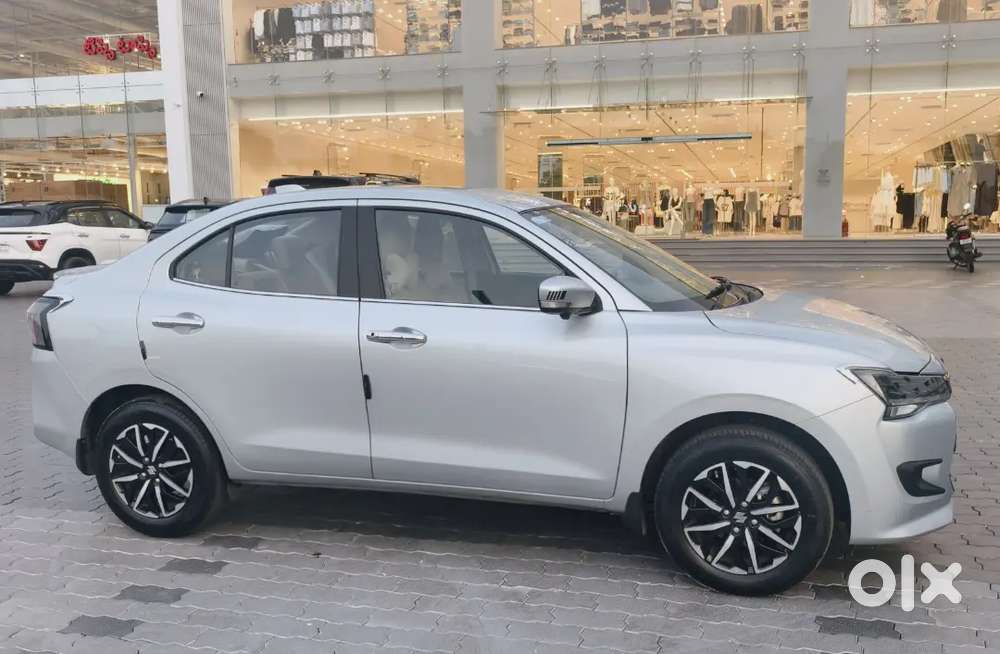 Maruti Suzuki Dzire 2025 Petrol 13000 Km Driven