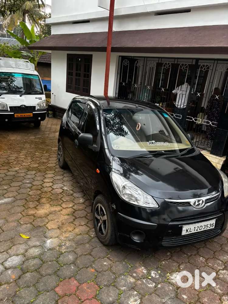 Hyundai I10 Sportz 2008 Petrol New Tyre With Alloy. New Insurence