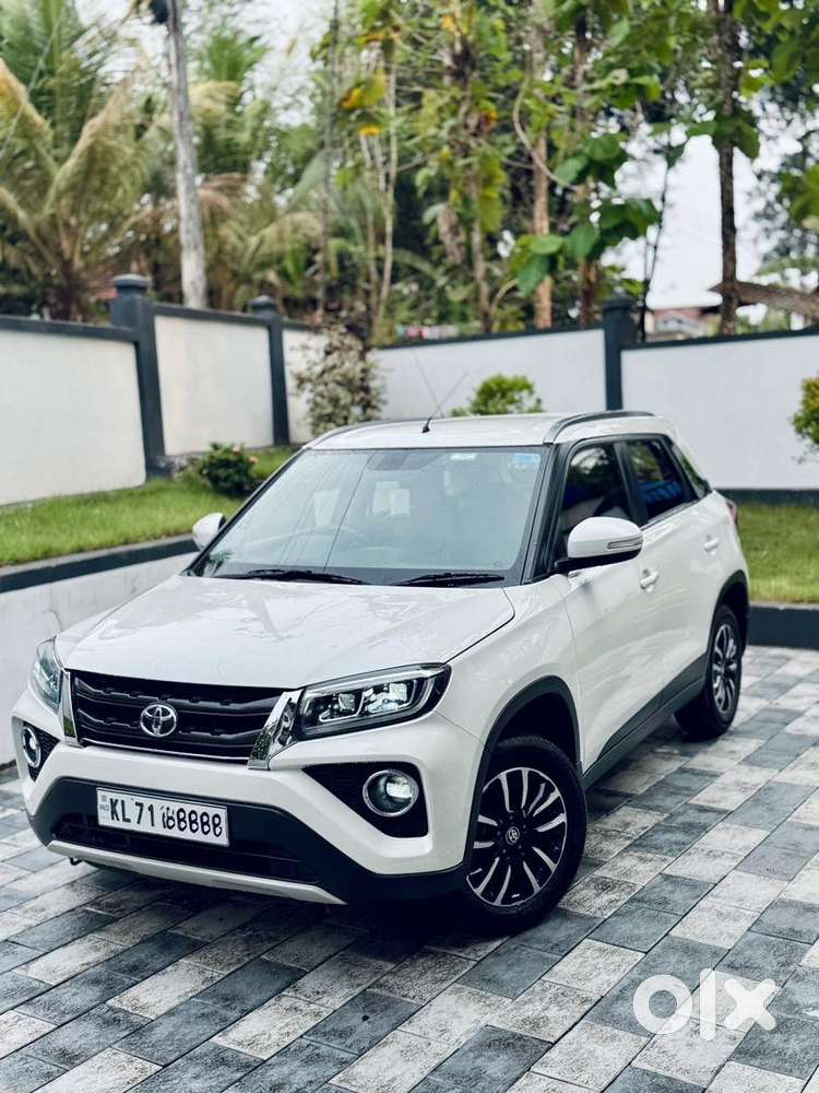 Toyota Urban Cruiser 2022 Petrol 61495 Km Driven