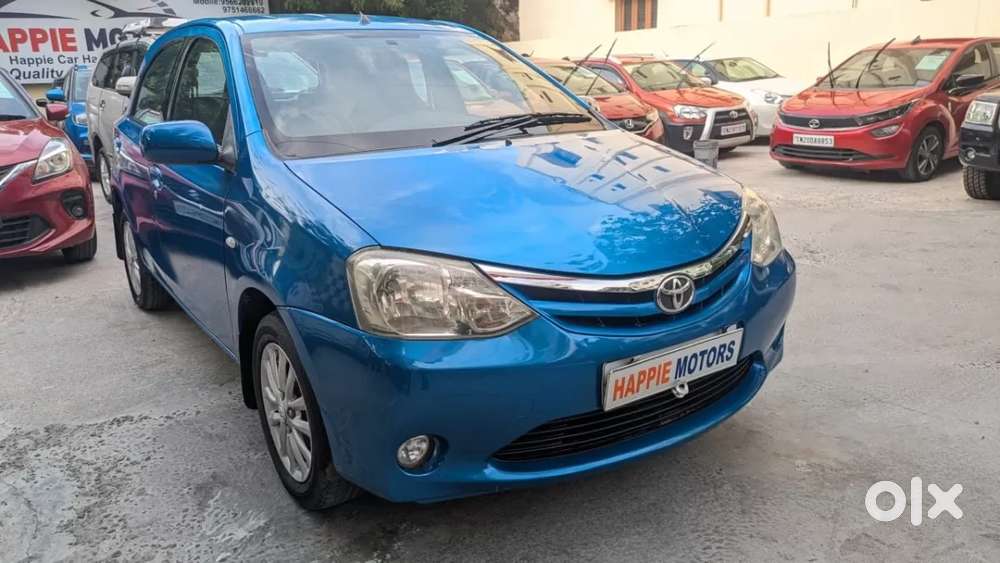 Toyota Etios 1.5 V, 2012, Petrol