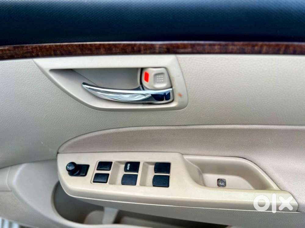 Maruti Suzuki Swift Dzire 1.2 Vxi, 2015, Petrol