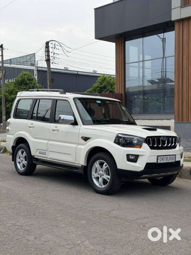 Mahindra Scorpio S10, 2016, Diesel