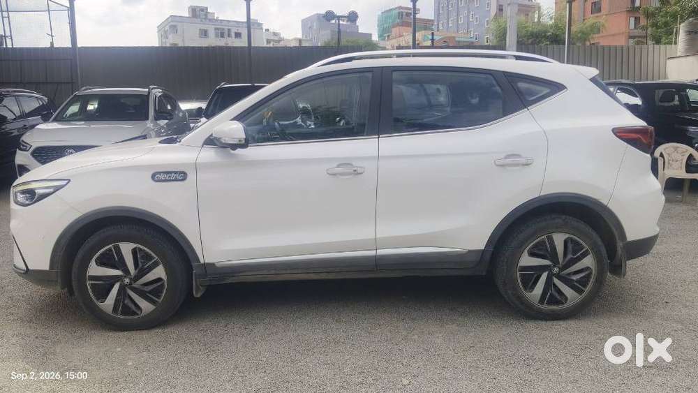 Mg Zs Ev Exclusive Iconic Ivory, 2023, Electric