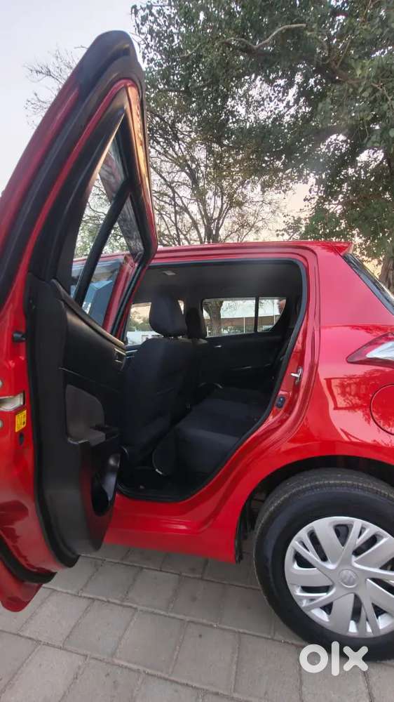 Maruti Suzuki Swift 2015