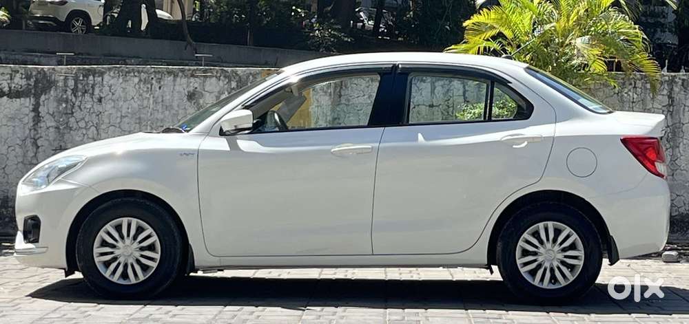 Maruti Suzuki Dzire 1.2 Vxi Amt, 2017, Petrol