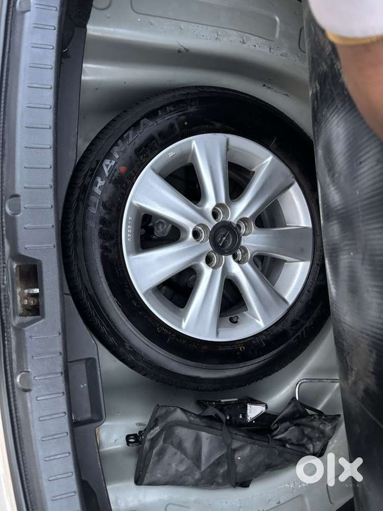 Toyota Corolla Altis 2010-2013 1.8 G Cng, 2012, Cng & Hybrids