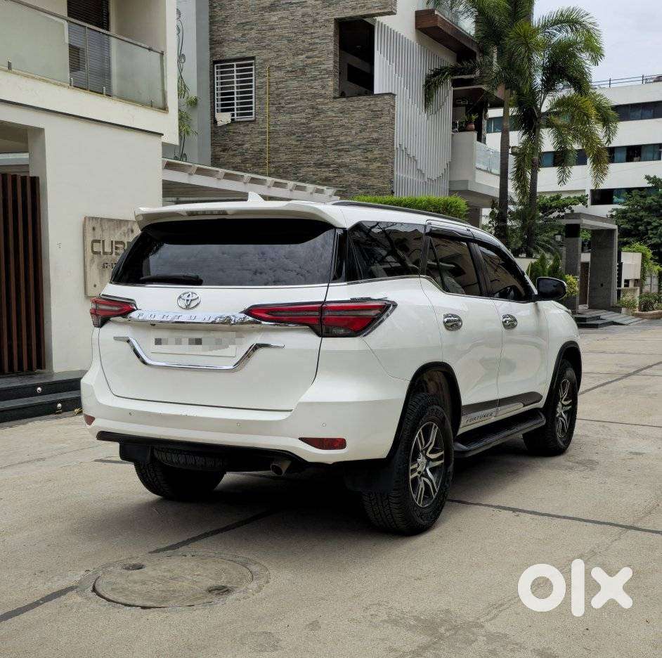 Toyota Fortuner Legender 4x2 At 2.8, 2022, Diesel