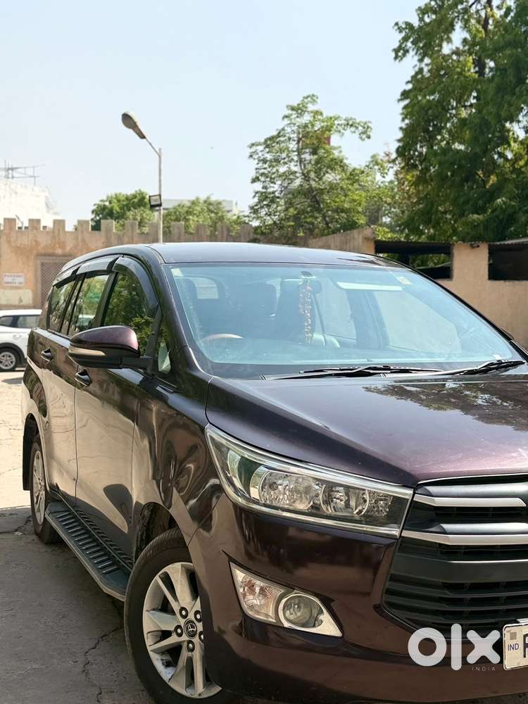 Toyota Innova Crysta 2.4 G Mt, 2016, Diesel
