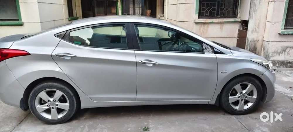 Hyundai Elantra 2012 Diesel 75000 Km Driven