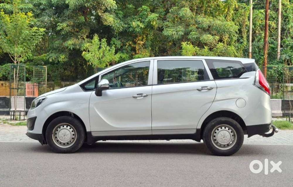 Mahindra Marazzo M2, 2018, Diesel