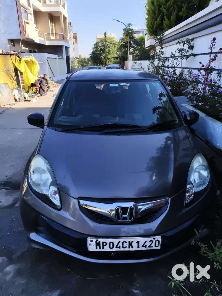 Honda Brio 2012 Petrol Well Maintained