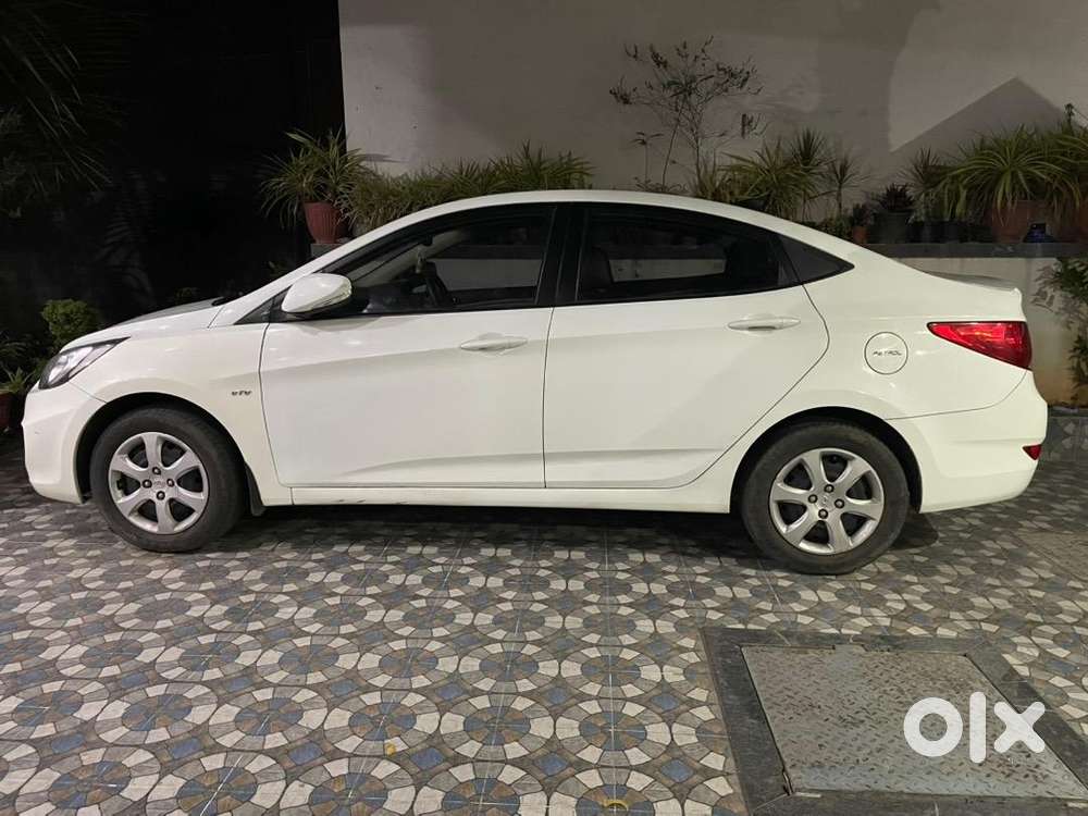 Hyundai Fluidic Verna Petrol Good Condition