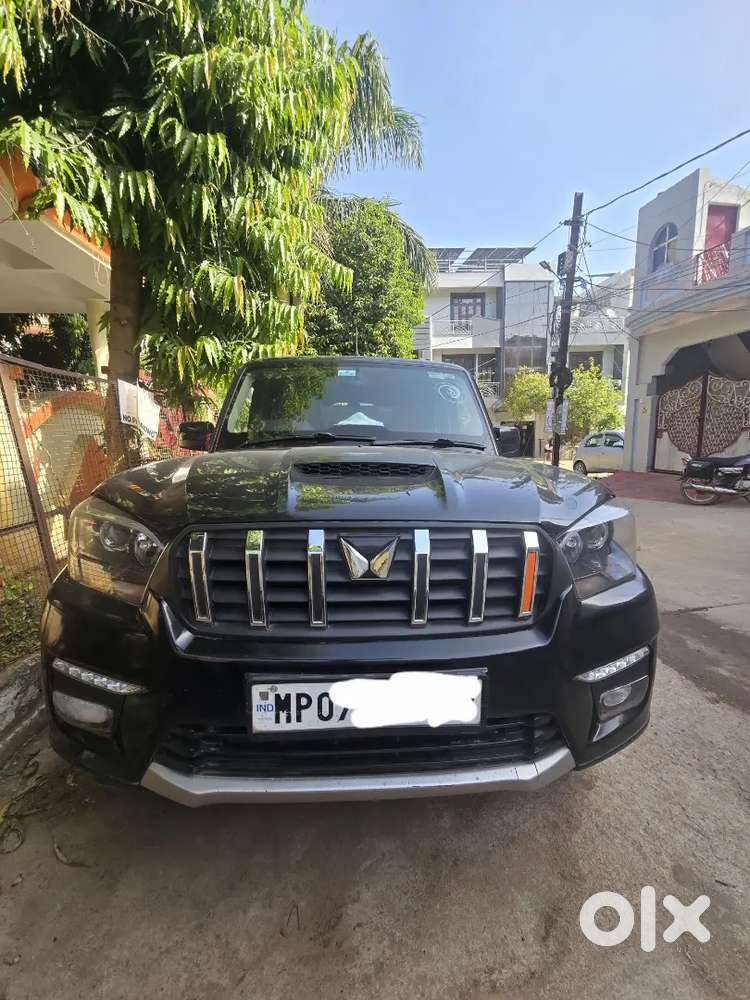 Mahindra Scorpio Classic 2023