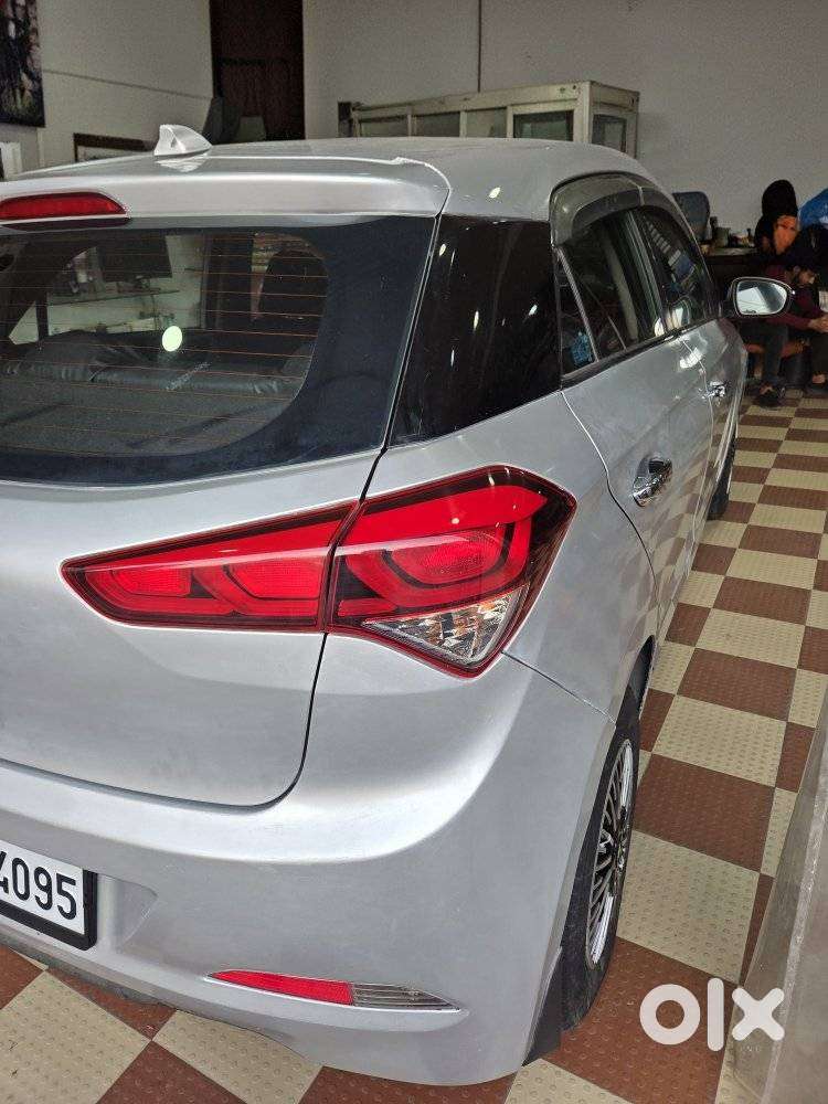 Hyundai I20 Sportz 1.2 Mt, 2018, Petrol