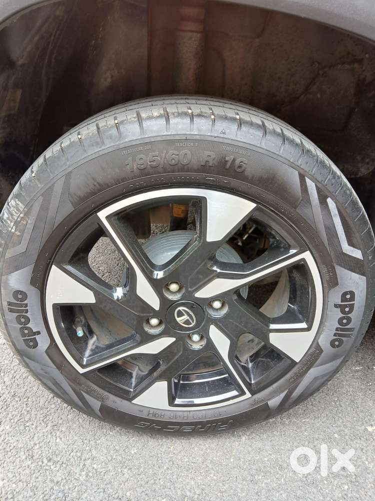 Tata Punch Creative Amt, 2023, Petrol