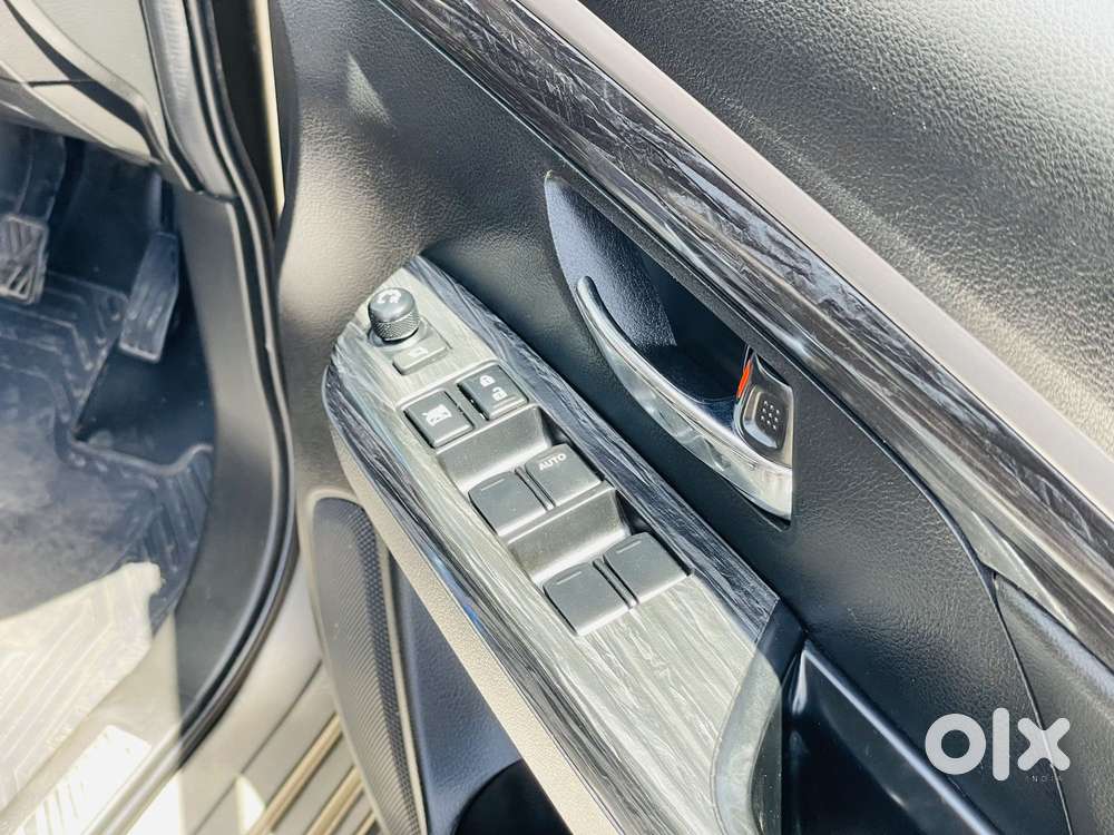 Maruti Suzuki Xl6 1.5 Zeta Mt, 2020, Petrol