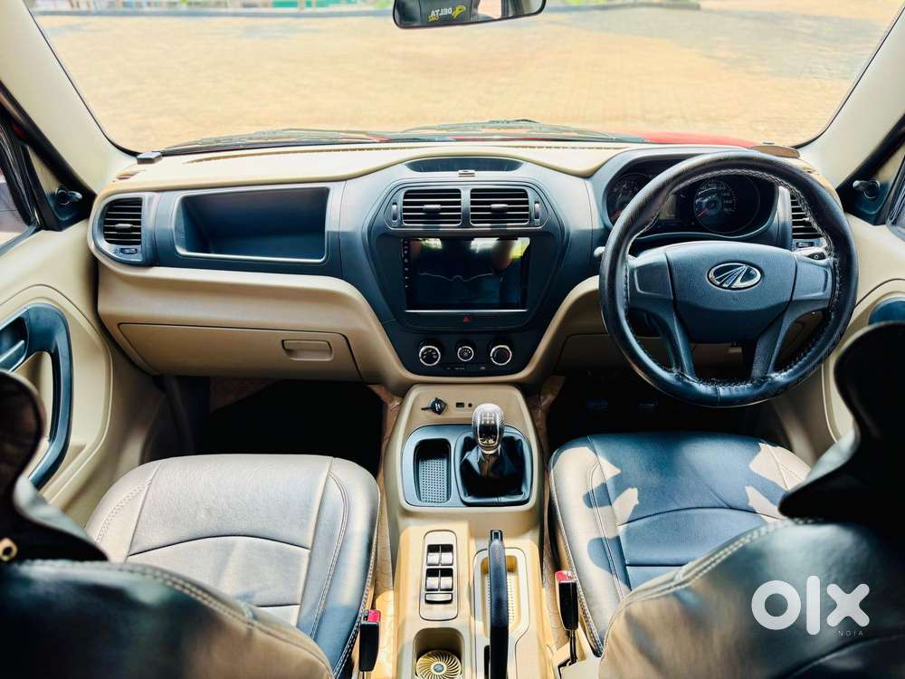 Mahindra Tuv 300 T6, 2017, Diesel