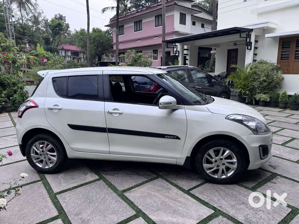 Maruti Suzuki Swift Zdi Plus, 2012, Diesel