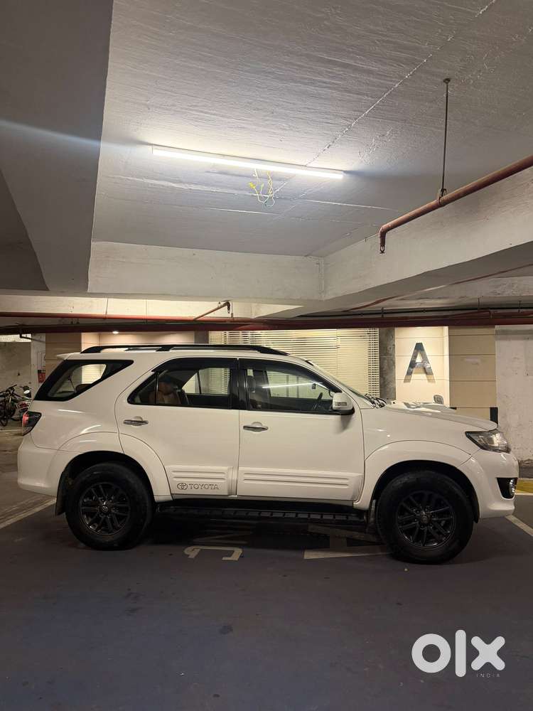 Toyota Fortuner 3.0 4x2 Automatic, 2015, Diesel