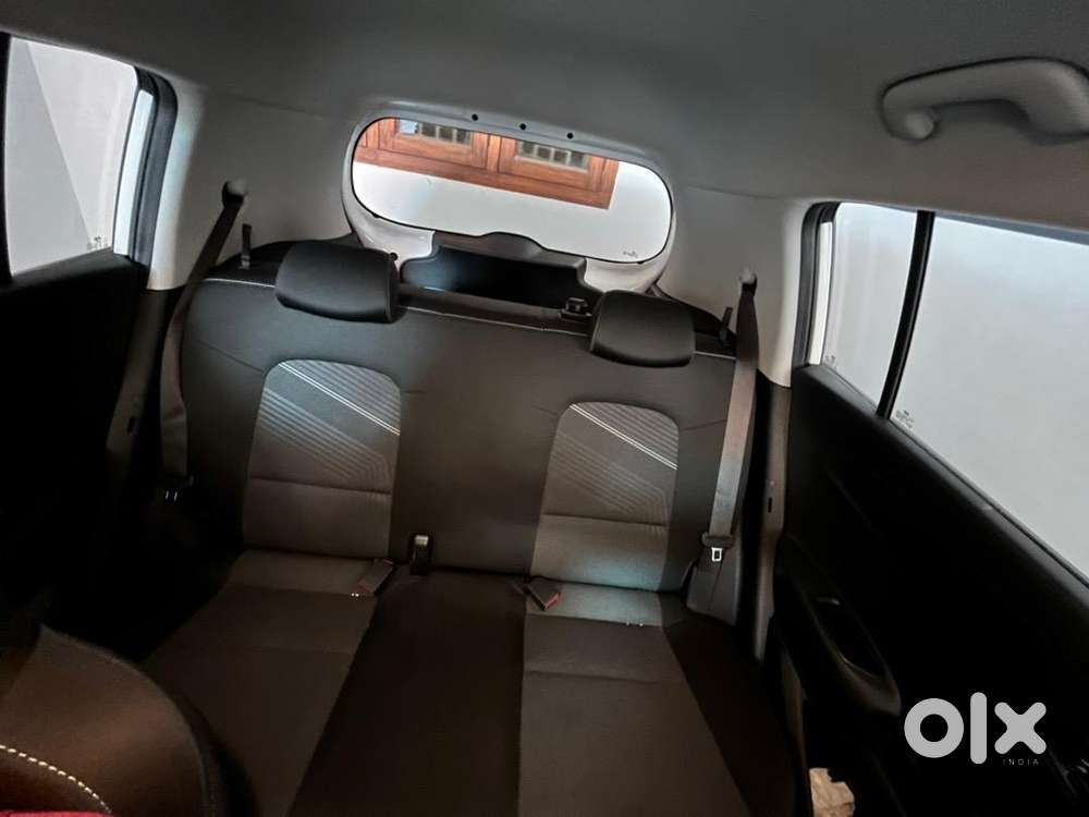 Hyundai Exter 2025 Petrol 14000 Km Driven Brand New Condition