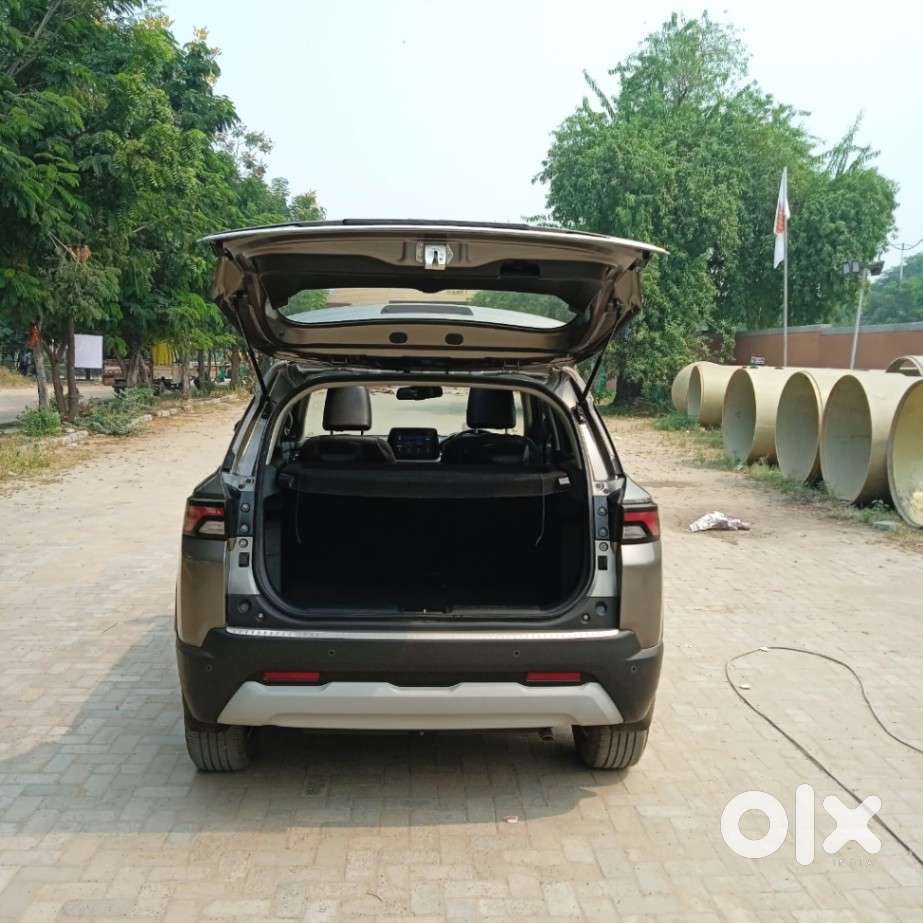 Maruti Suzuki Vitara Brezza 1.5 Zxi Plus, 2022, Petrol