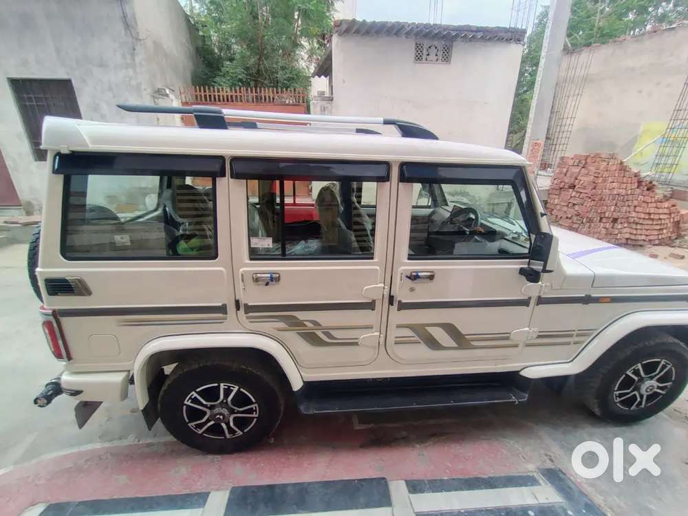 New Jaisa Car Hai Seat Sai Thali Hatti Hai