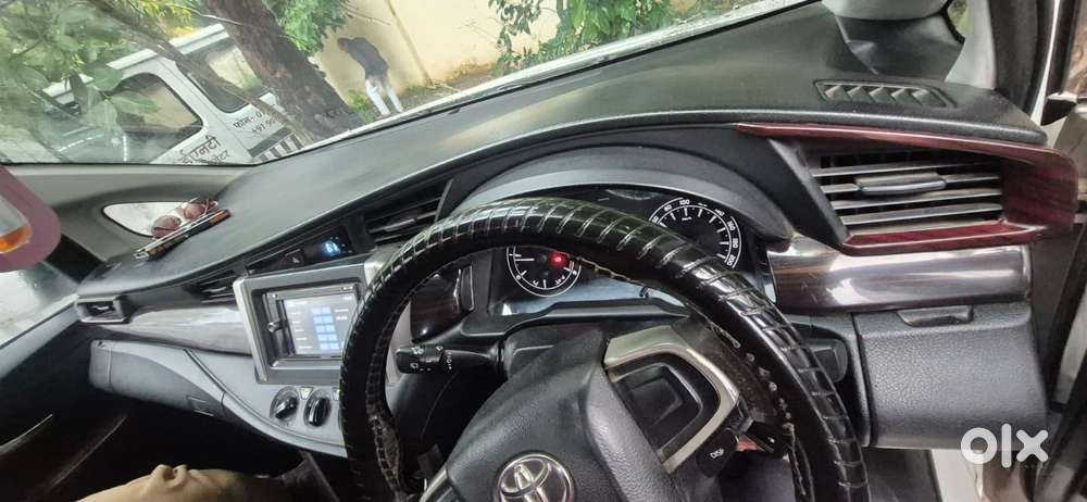 Toyota Innova Crysta 2.4 G Mt, 2018, Diesel