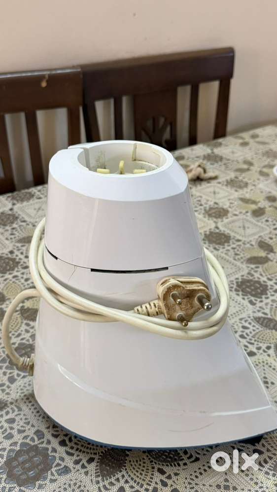 mixer grinder in good working condition