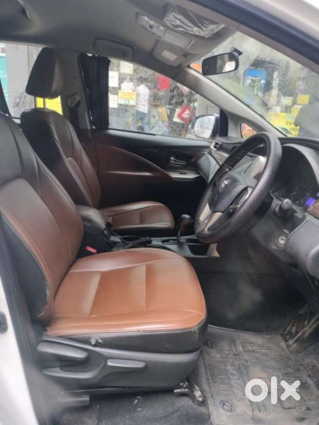 Toyota Innova Crysta 2.8 Gx At 8s, 2018, Diesel