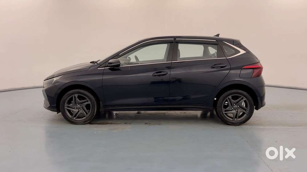 Hyundai I20 Sportz 1.2 Ivt, 2023, Petrol